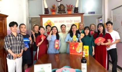 KHAI XUÂN ĐẦU NĂM TẠI VẦNG SÁNG