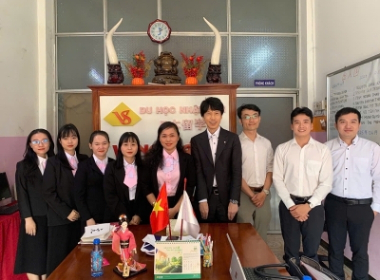 TRƯỜNG NHẬT NGỮ JCLI