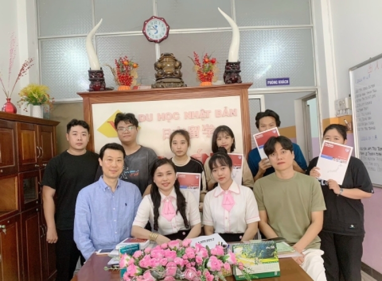 GIAO LƯU TRƯỜNG NHẬT NGỮ TOSHIN
