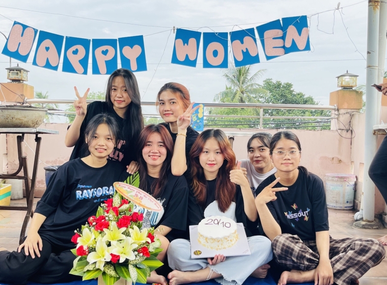  Mừng ngày phụ nữ Việt Nam 20-10